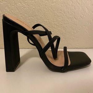 Miss Lola 7 Heels Lavina